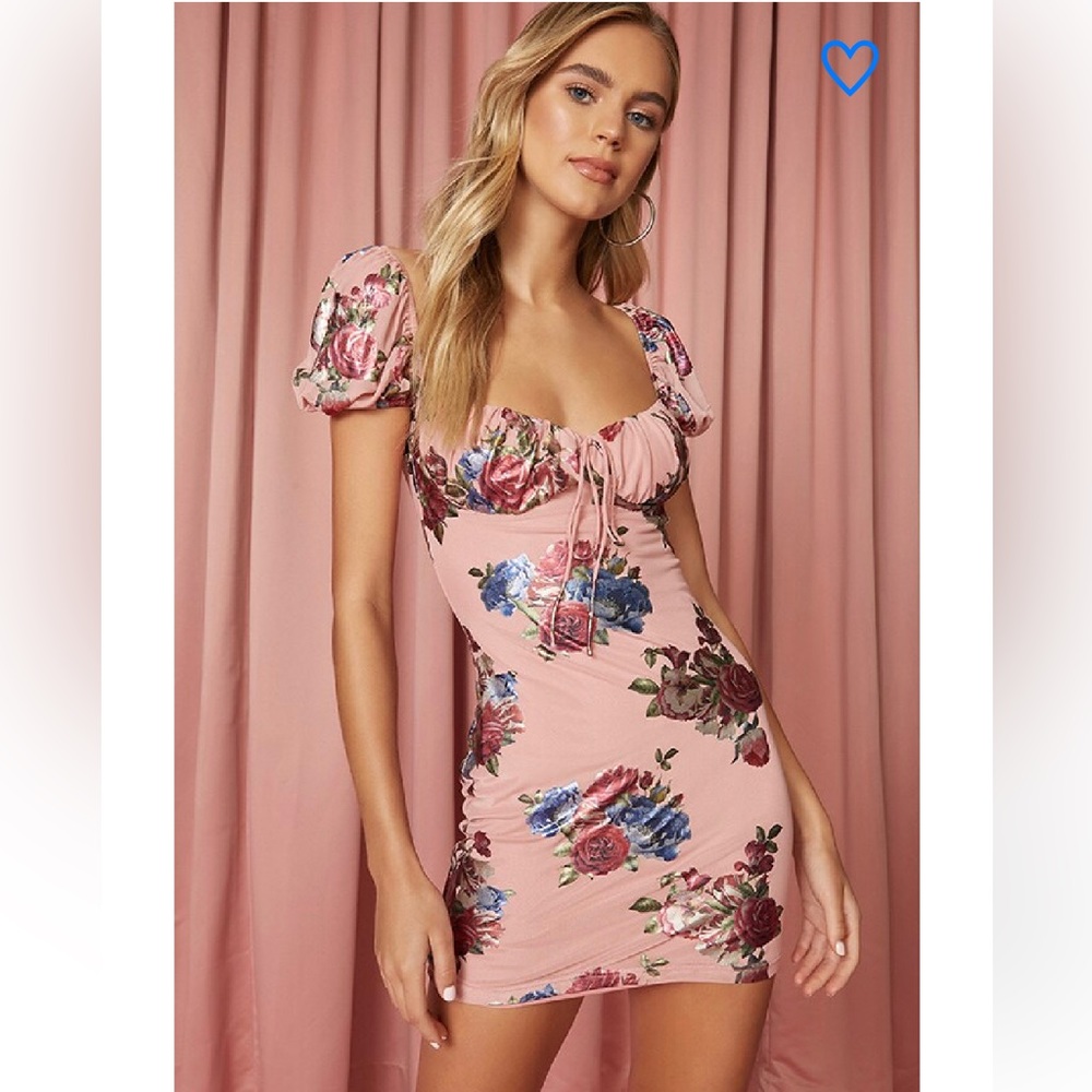 Jesalyn Mini Dress in Pink Floral
superdown
Color:Pink Floral Size: xxs